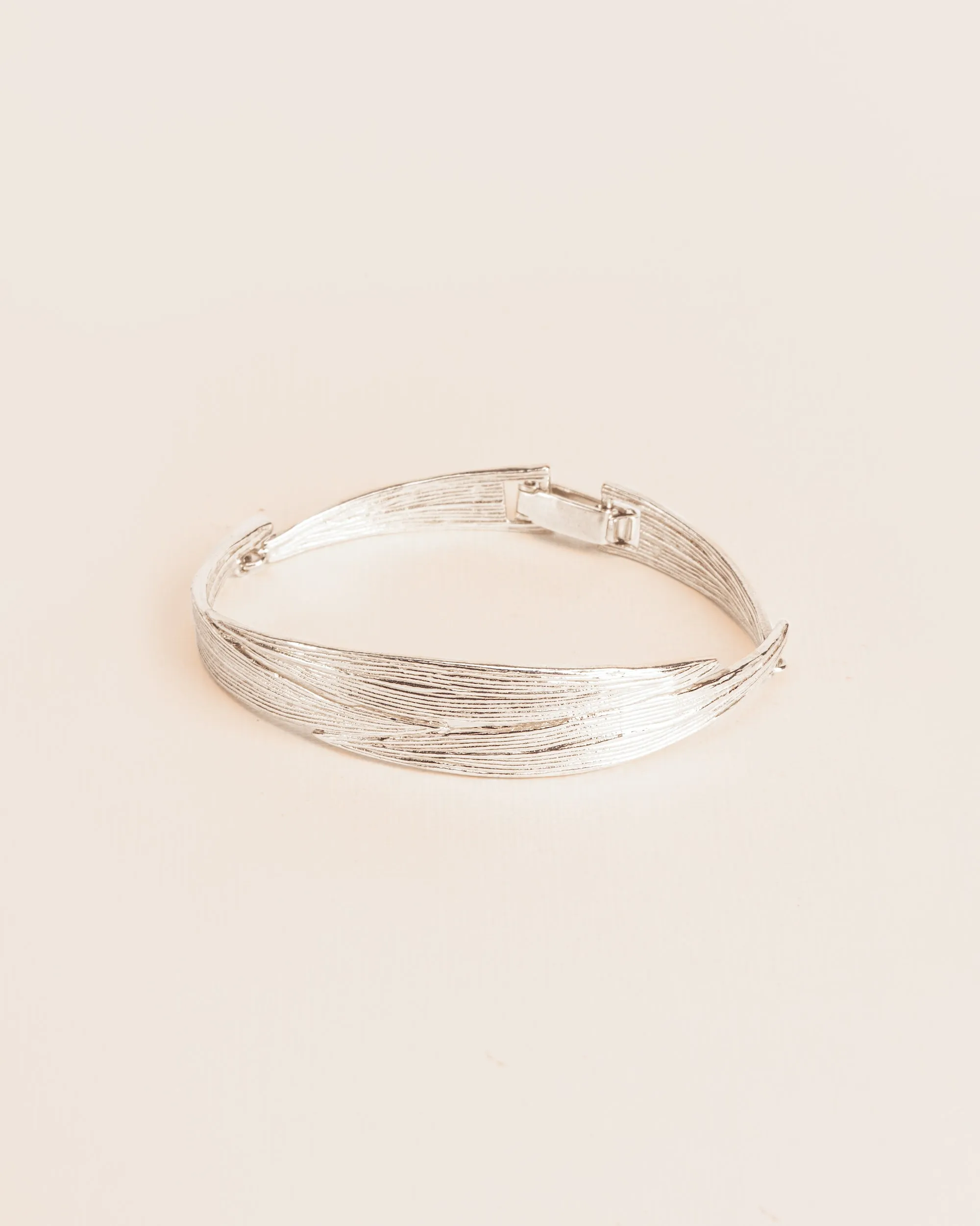 Bamboo leaf bracelet in silver
