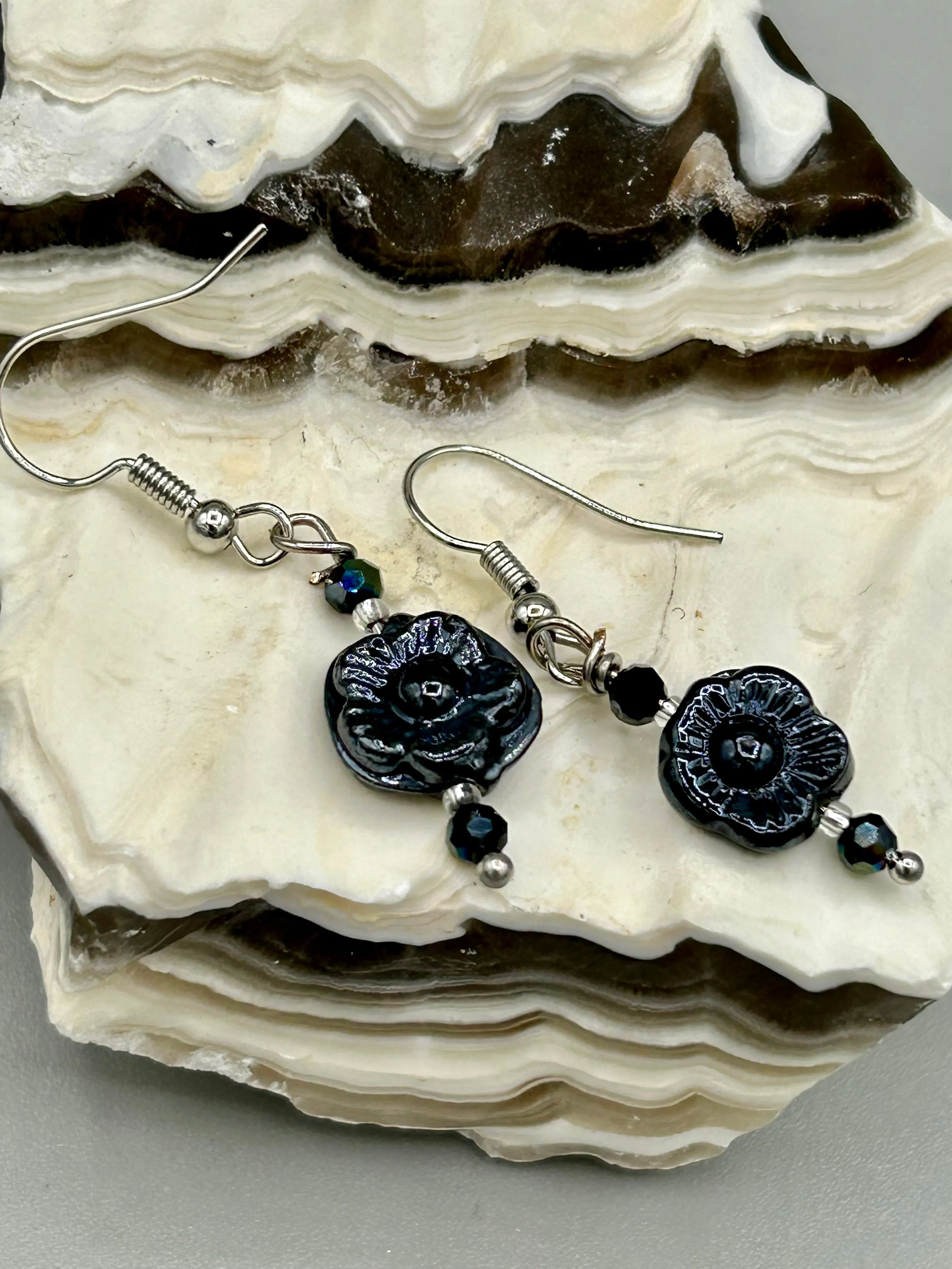 Black Metallic Pressed Glass Floral Beaded Bracelet, Nature Inspired, Summer Jewelry