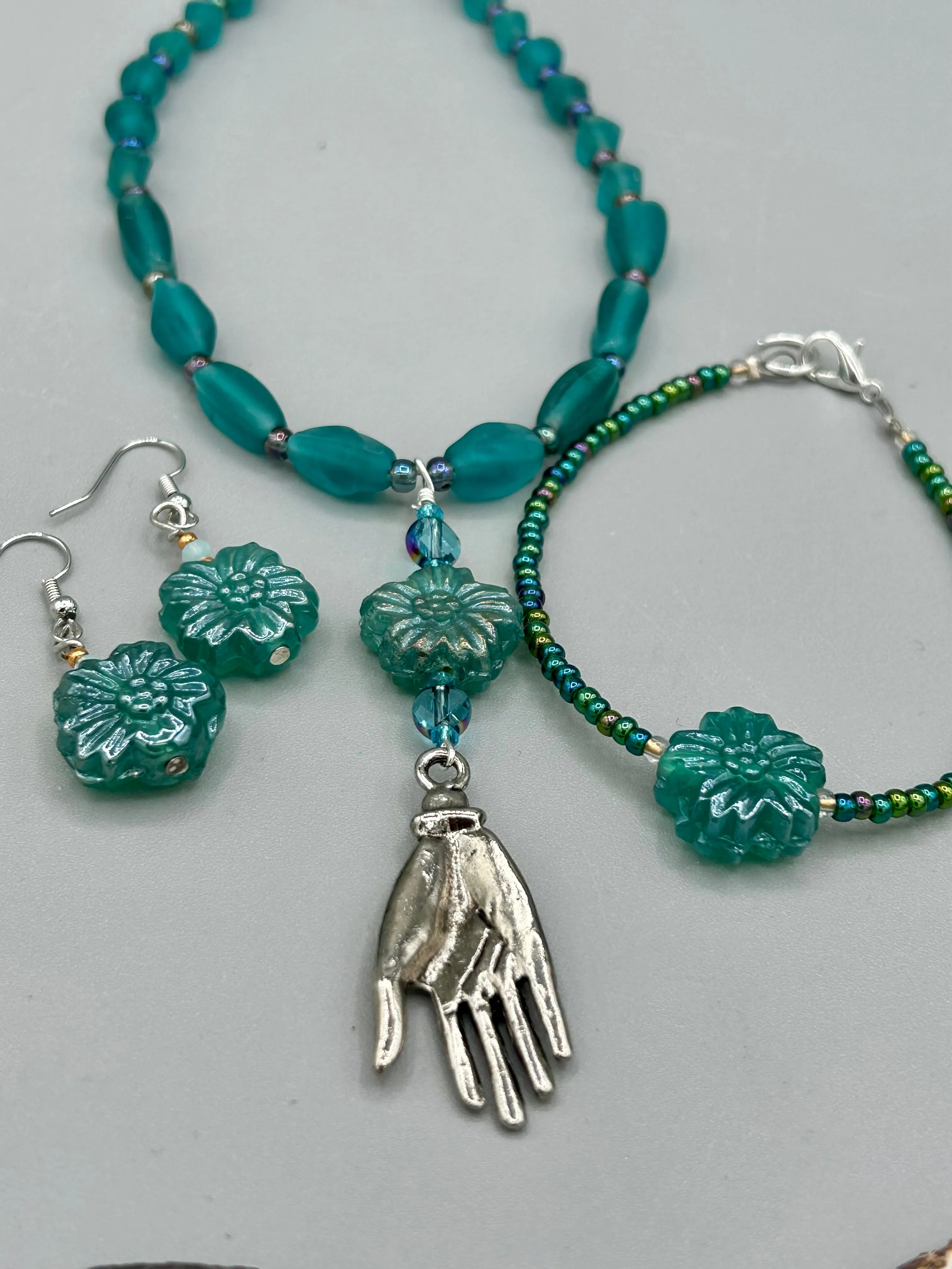 Blue-Green Pressed Glass Floral Beaded Necklace, Nature Inspired, Summer Jewelry