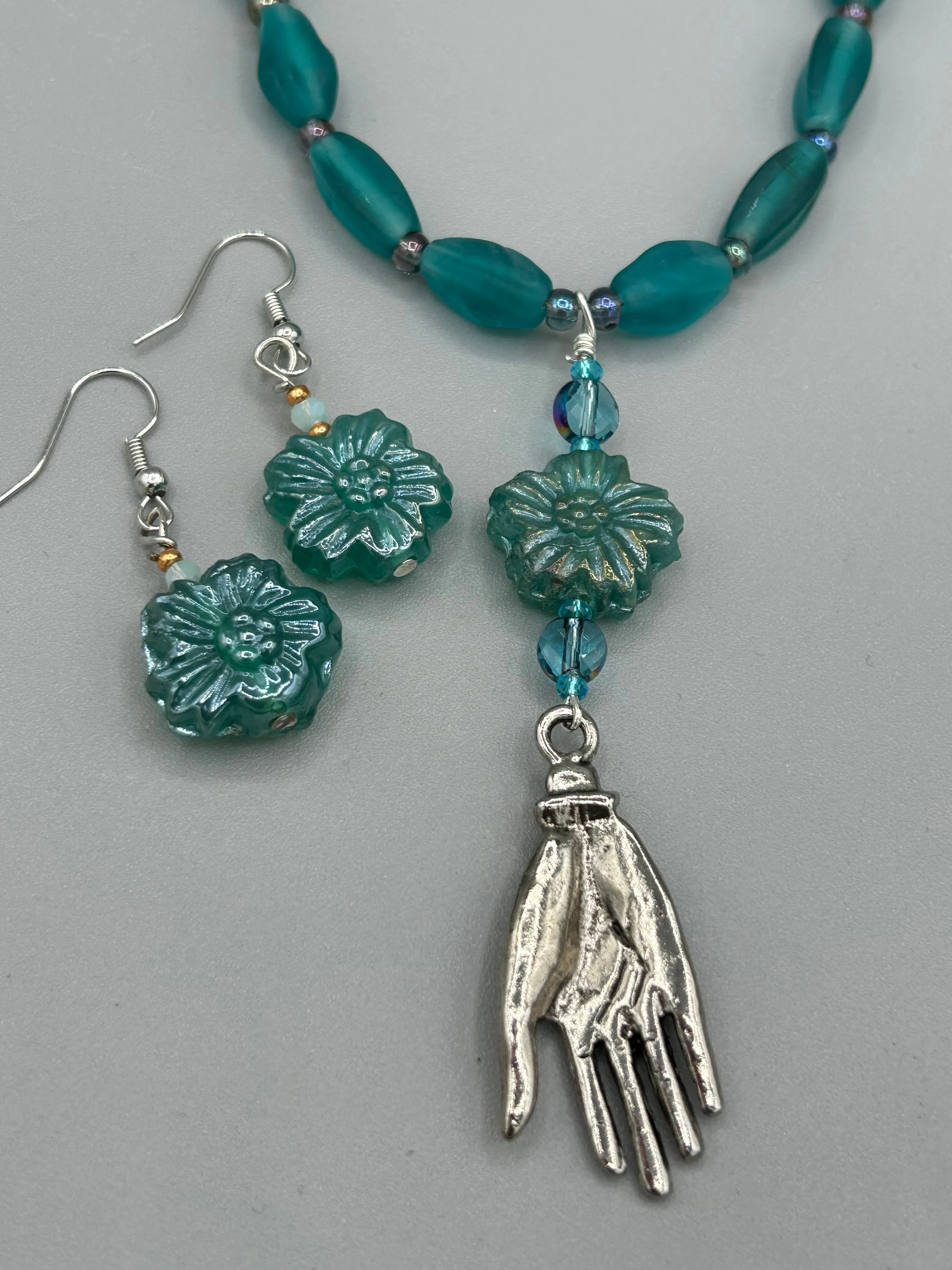 Blue-Green Pressed Glass Floral Beaded Necklace, Nature Inspired, Summer Jewelry
