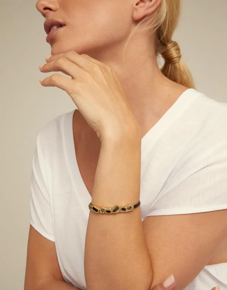 Divine bracelet, gold