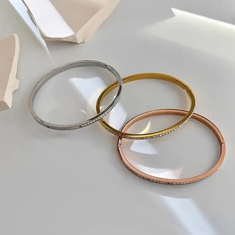 Elegant Simple Style Round Titanium Steel Plating Inlay Zircon 18k Gold Plated Bangle