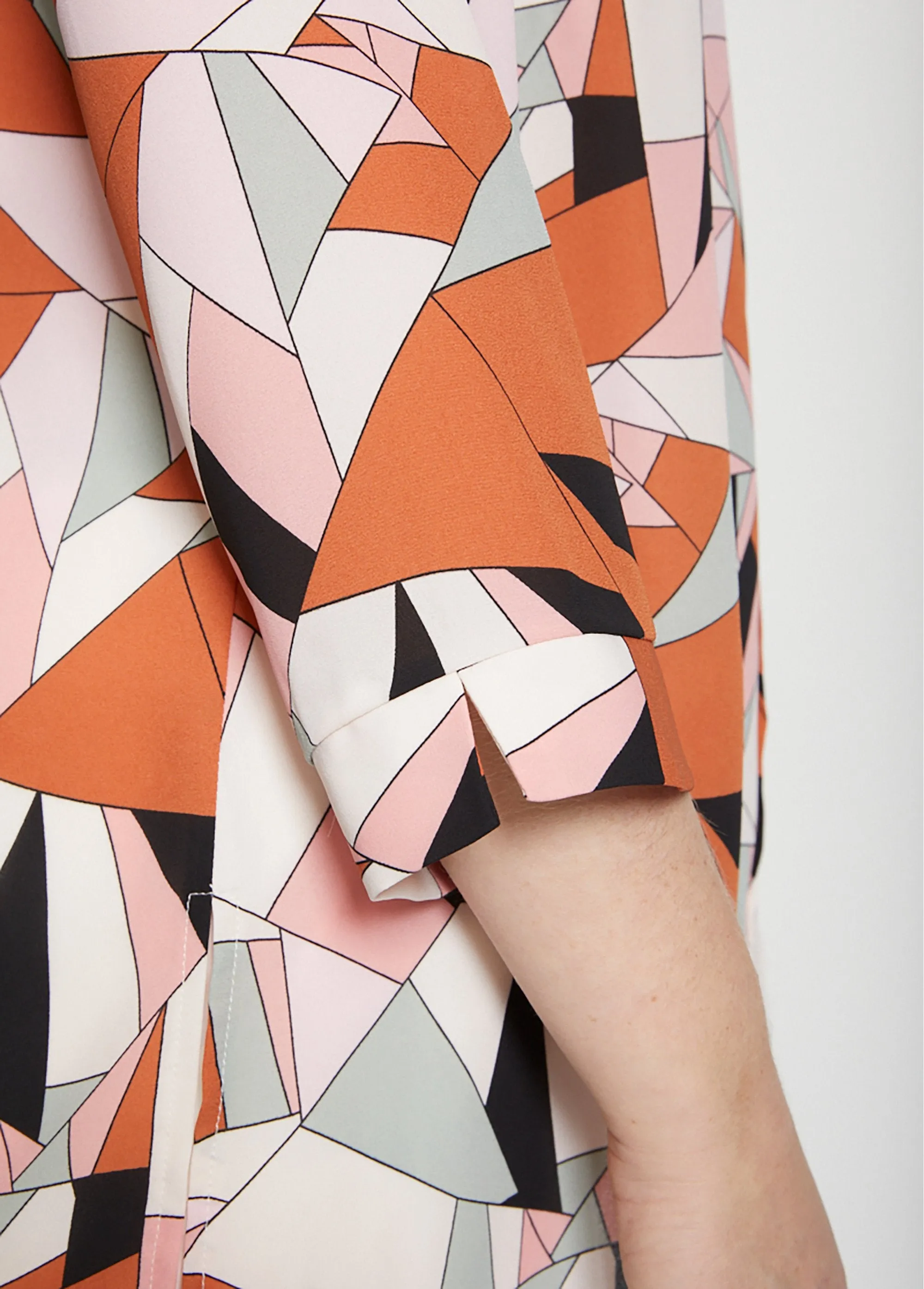 Graphic Print Button Down Blouse