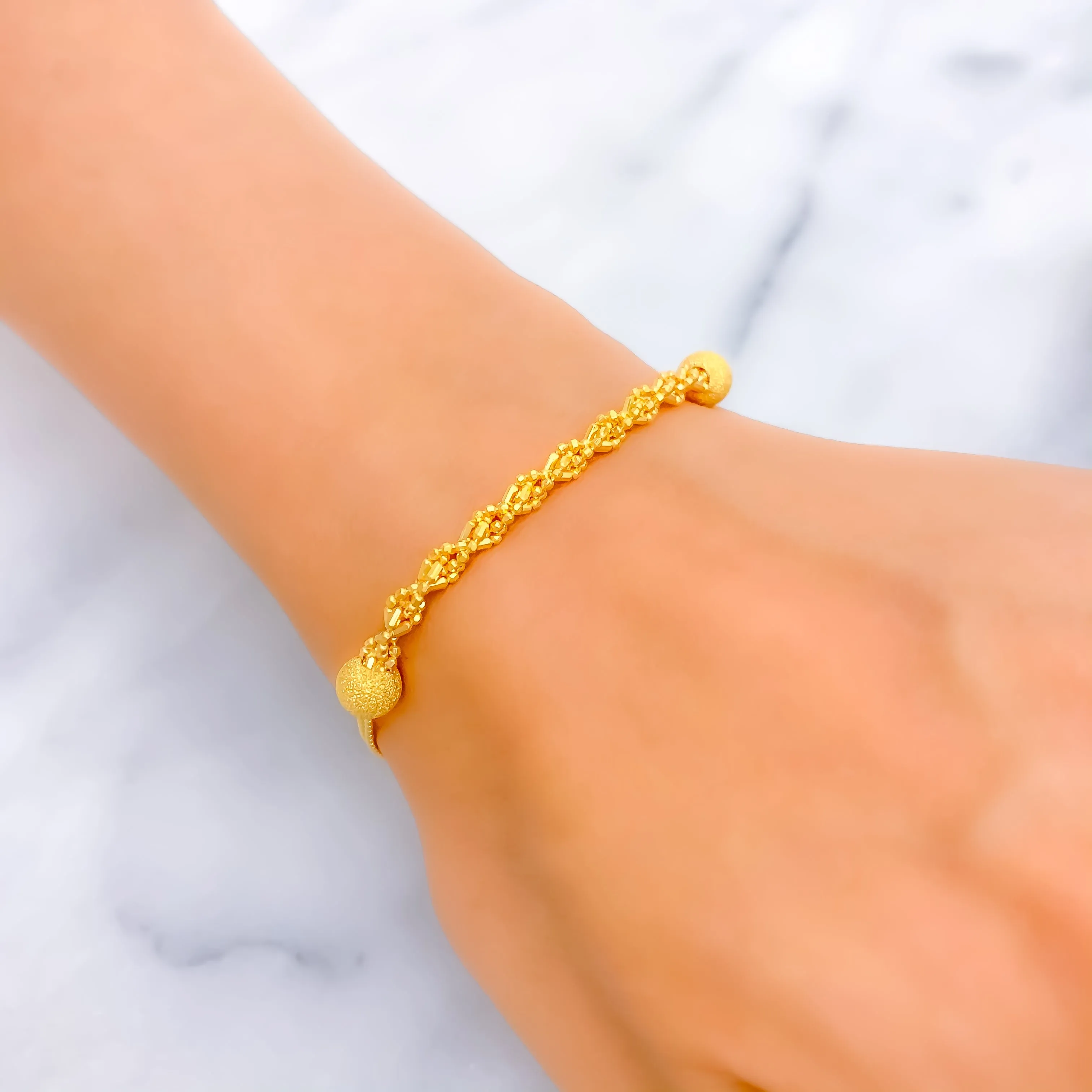 Intricate Charming 22K Gold Bracelet