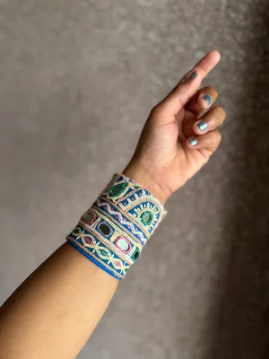 Jimena Fabric Bracelet | Handcuff