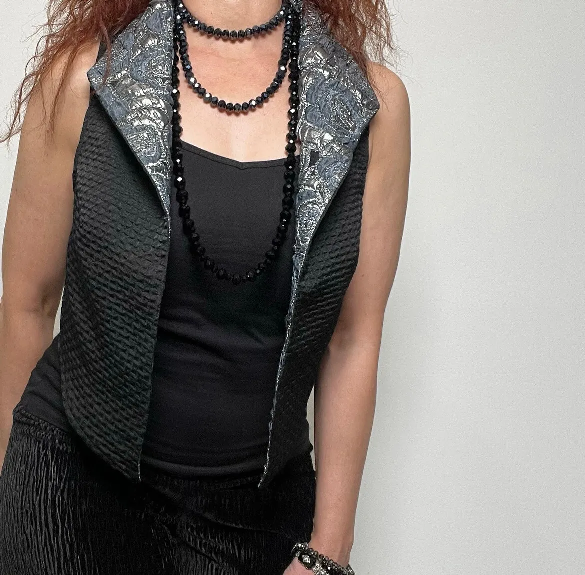 Nikita Vest - Black waffle with brocade