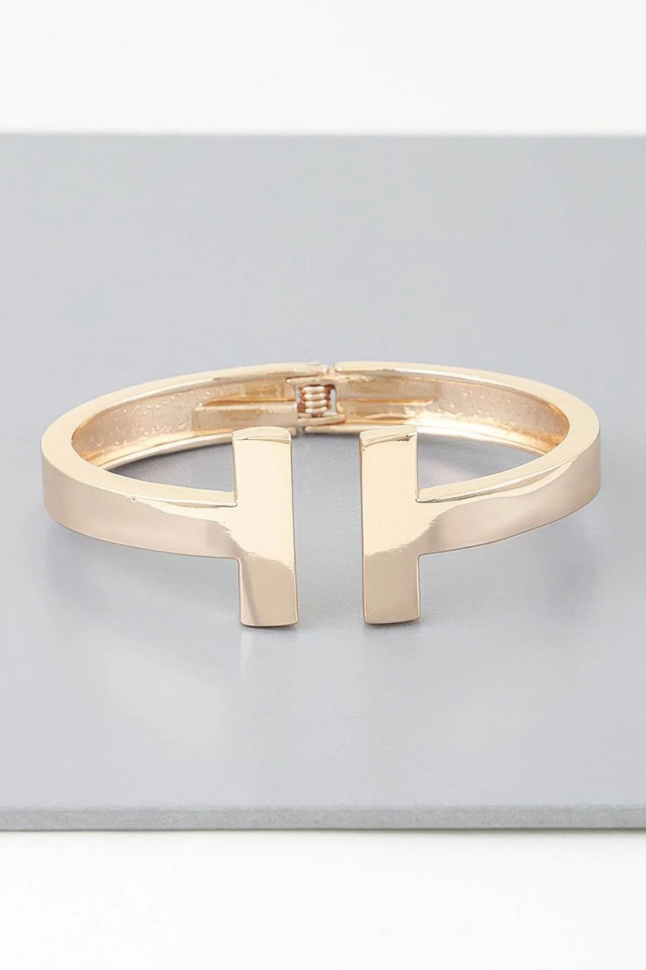 Open Pillar Cuff Bracelet