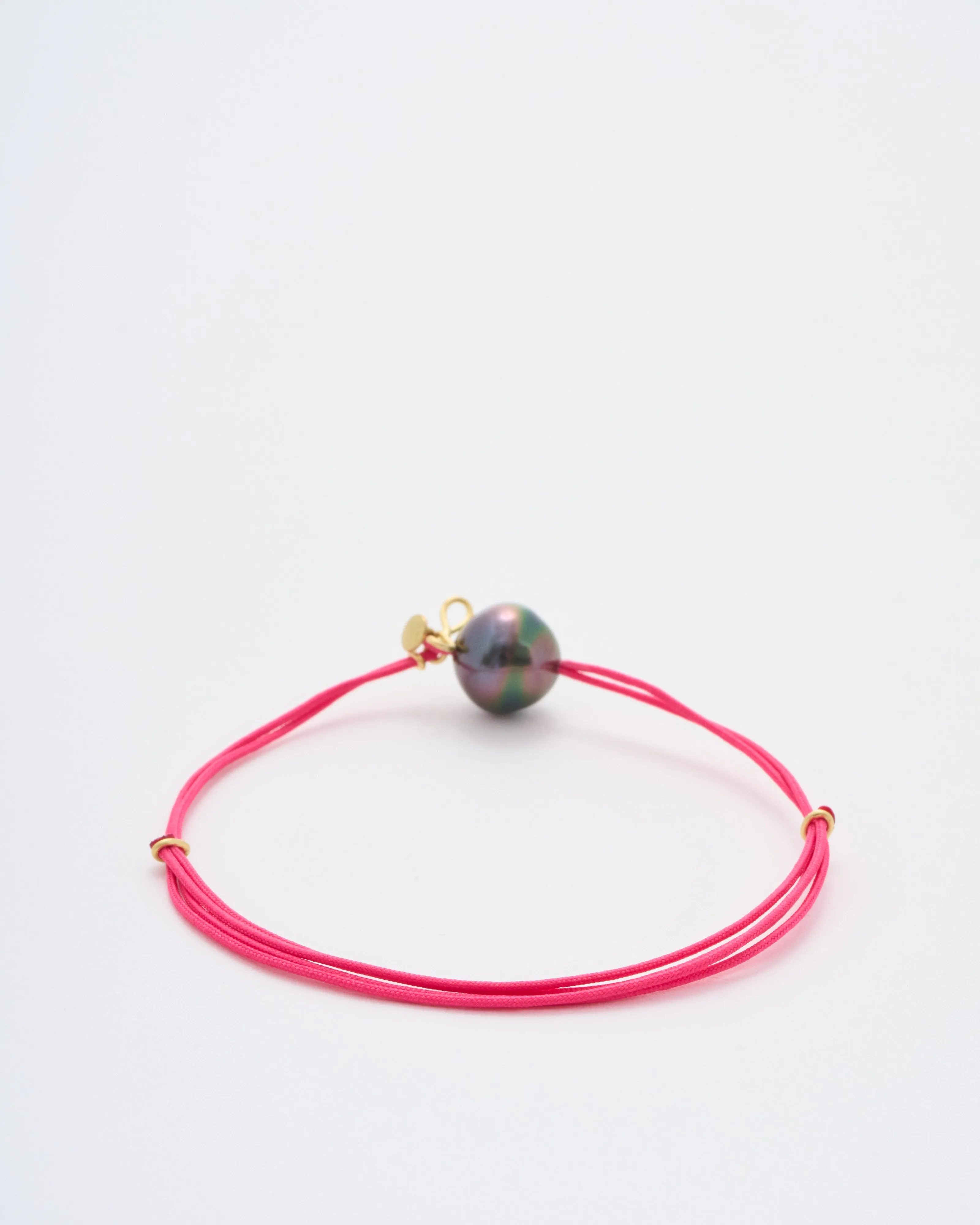 pearl adjustable cord bracelet