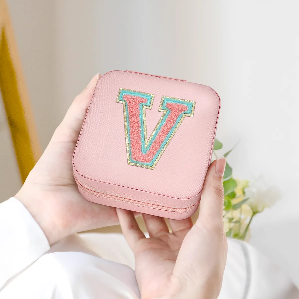 Personalized Jewelry Box, Pink Travel Jewelry Box with Initial V, Small Monogrammed Jewelry Case Organizer for Girls Women Teen Kids, Mini Travel Essentials Gifts for Birthday Christmas