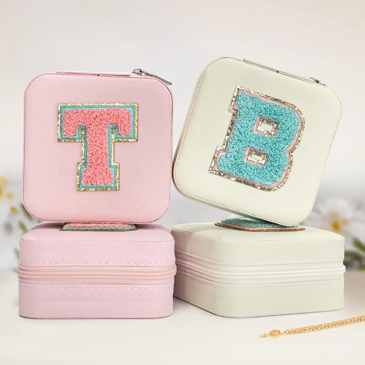 Personalized Jewelry Box, White Travel Jewelry Box with Initial B, Small Monogrammed Jewelry Case Organizer for Girls Women Teen Kids, Mini Travel Essentials Gifts for Birthday Christmas