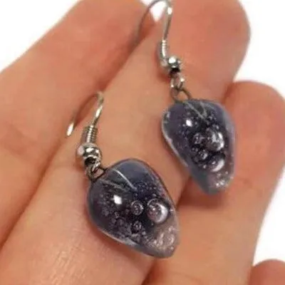 Small purple Earrings. Heart Shape Recycled glass Jewelry. Fused glass purply gray drop Earrings.