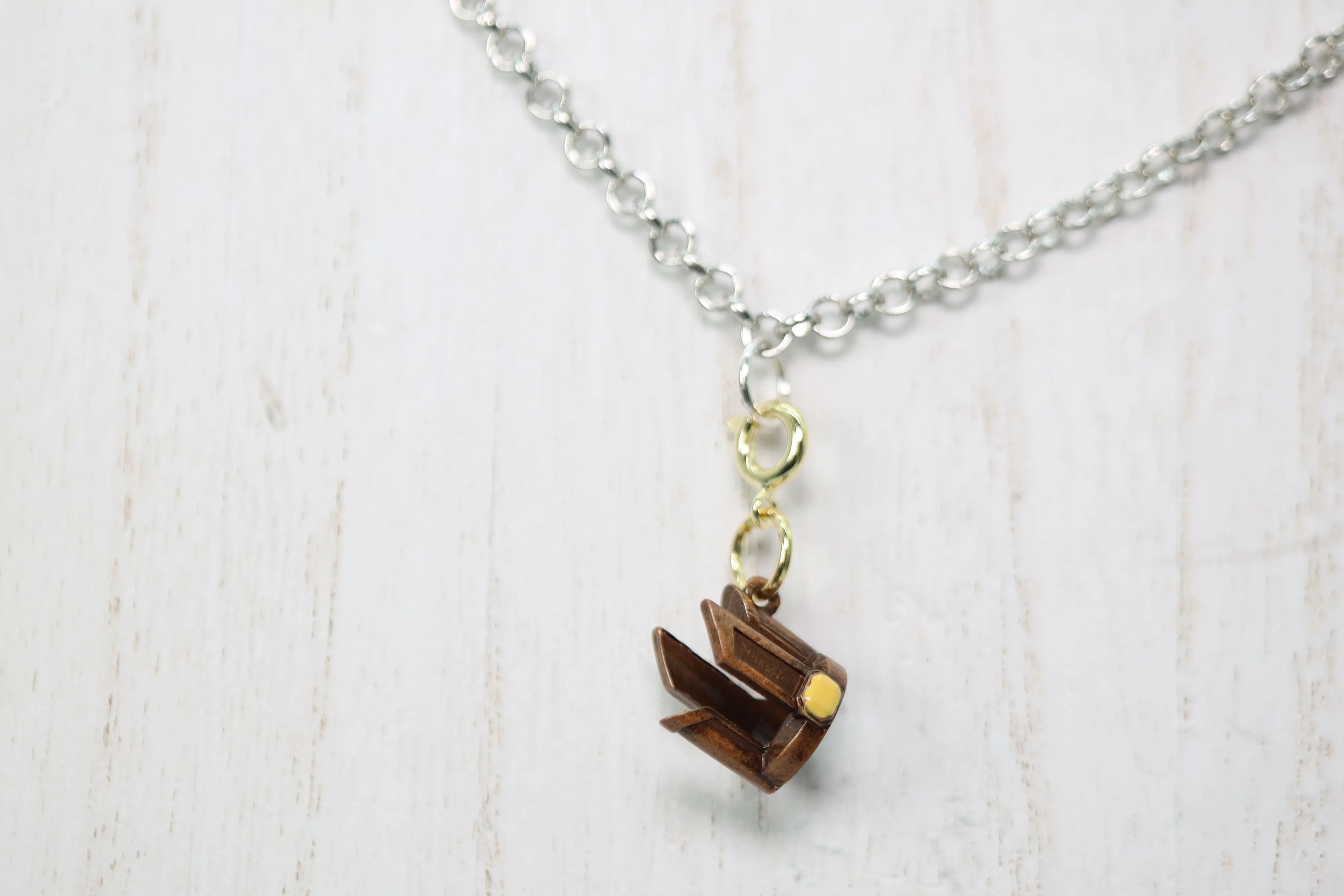 Traveler's Trinkets: Forged Crown Charm